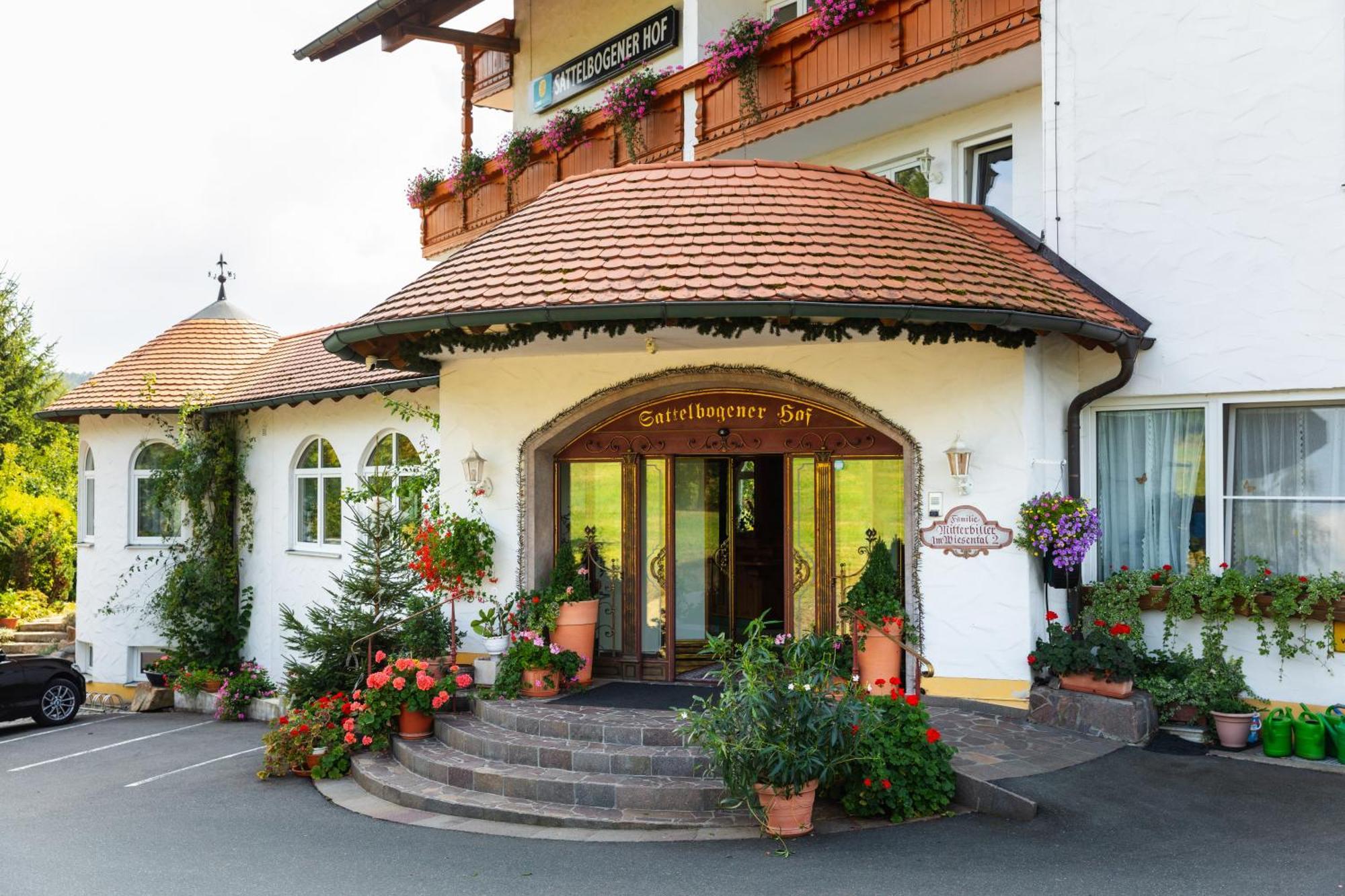 Traitsching Sattelbogener Hof酒店 外观 照片
